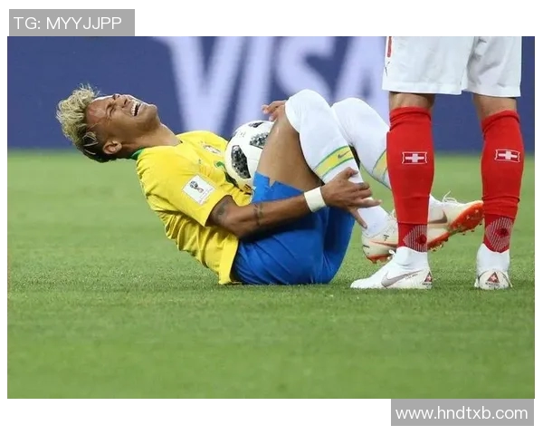 回弹强的足球明星们如何在逆境中重塑辉煌与激情